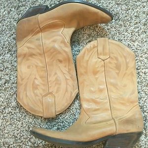 Aldo size 8 cowboy boots